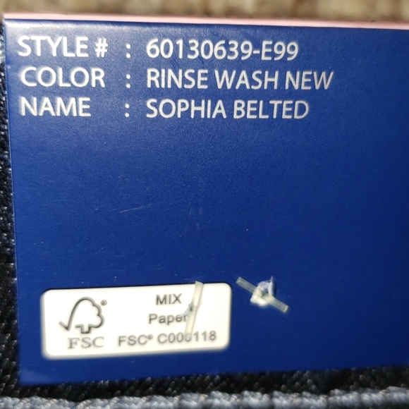 Bandolino denim jean pants NWT - Picture 4 of 8